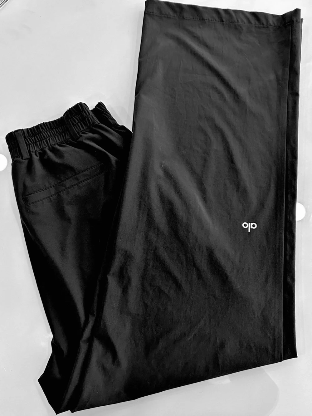 ALO Yoga women’s trouser